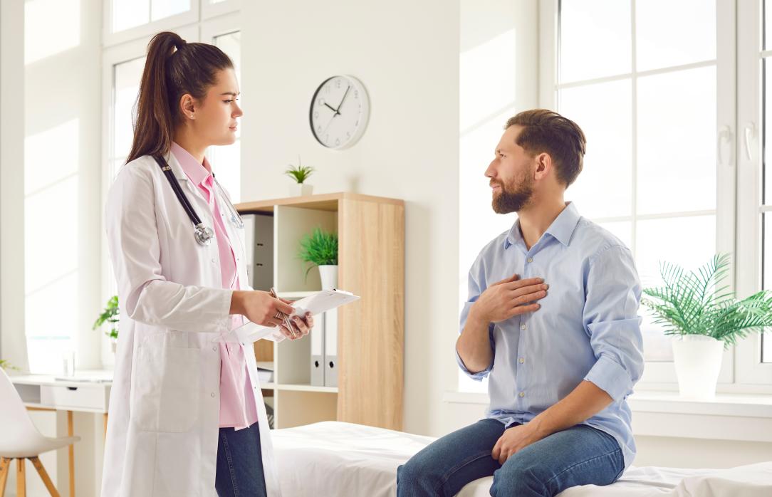 mannelijke patient bij vrouwelijke arts