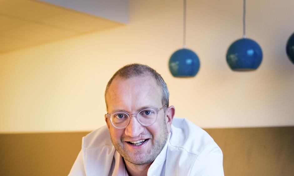 Dr. Paul Elbers