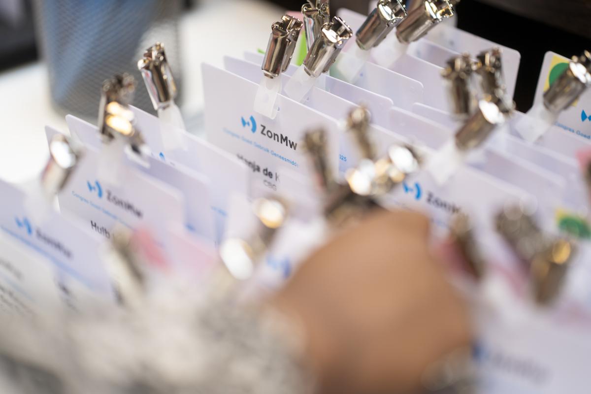 badges bij aanmeldbalie GGG-congres