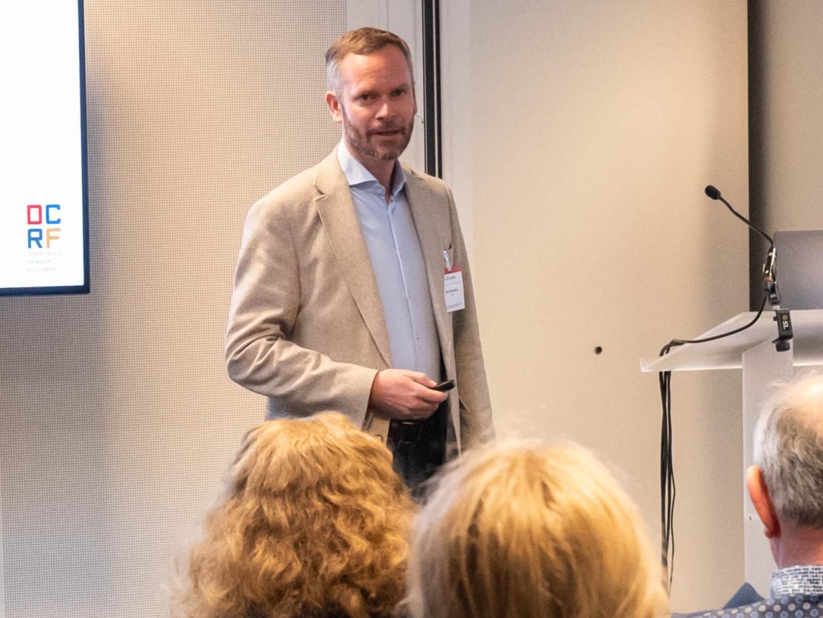 Bart Scheerder tijdens zijn presentatie op het GGG-congres 2026