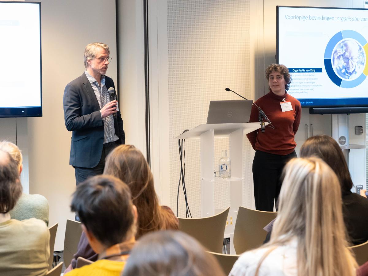 Huib Kooijman en Naomi Tielen tijdens het GGG-congres 2026