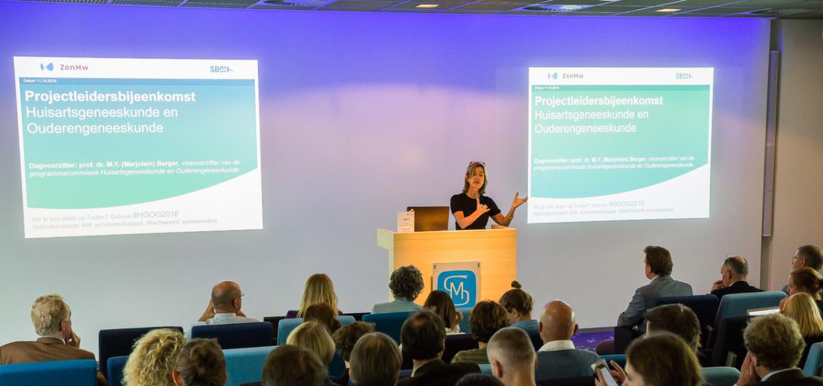 Marjolein Berger geeft presentatie