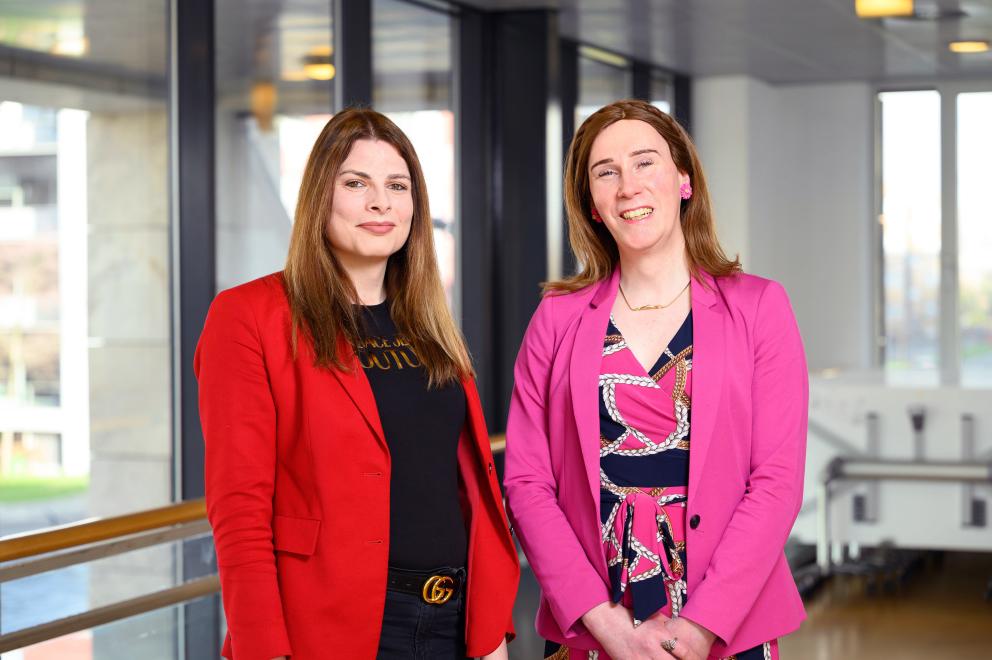 Portret Lindsey van Ginkel en Annabel Markesteijn