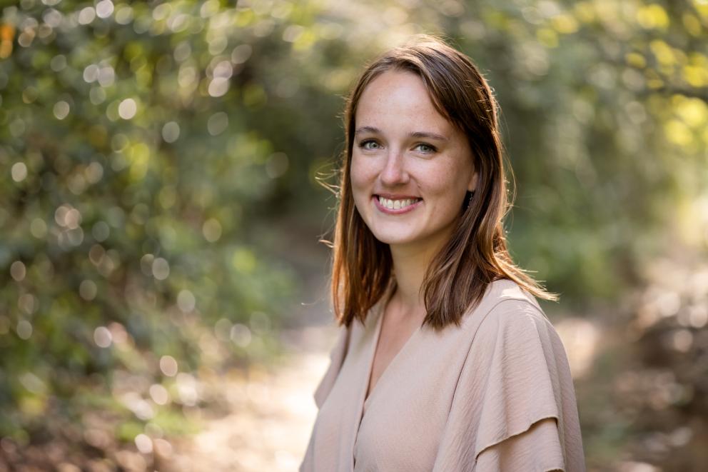 Portretfoto van Iris Wierstra