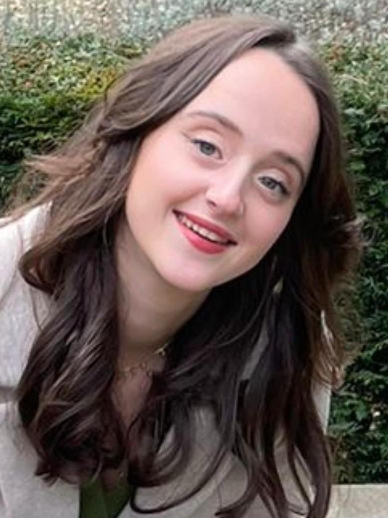 Portretfoto van Chloë Stallinga
